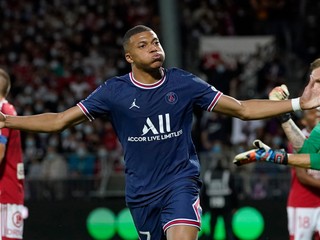 Kylian Mbappé v drese PSG.