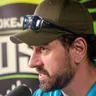 Boris Valábik počas natáčania podcastu Hokejový BOSS.
