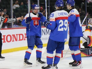 Slovenskí mladíci sa tešia z gólu v zápase proti Nemecku na MS U20 2026.