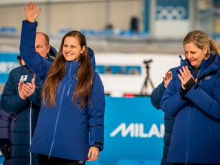 Na snímke členka MOV Danka Hrbeková (vľavo) a prezidentka MOV Kirsty Coventryová.