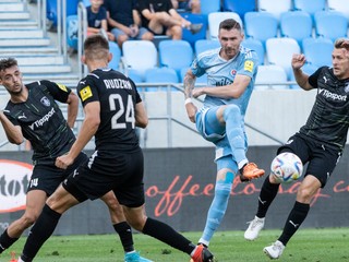 Slovan Bratislava - MFK Skalica: ONLINE prenos zo semifinále Slovnaft Cupu.