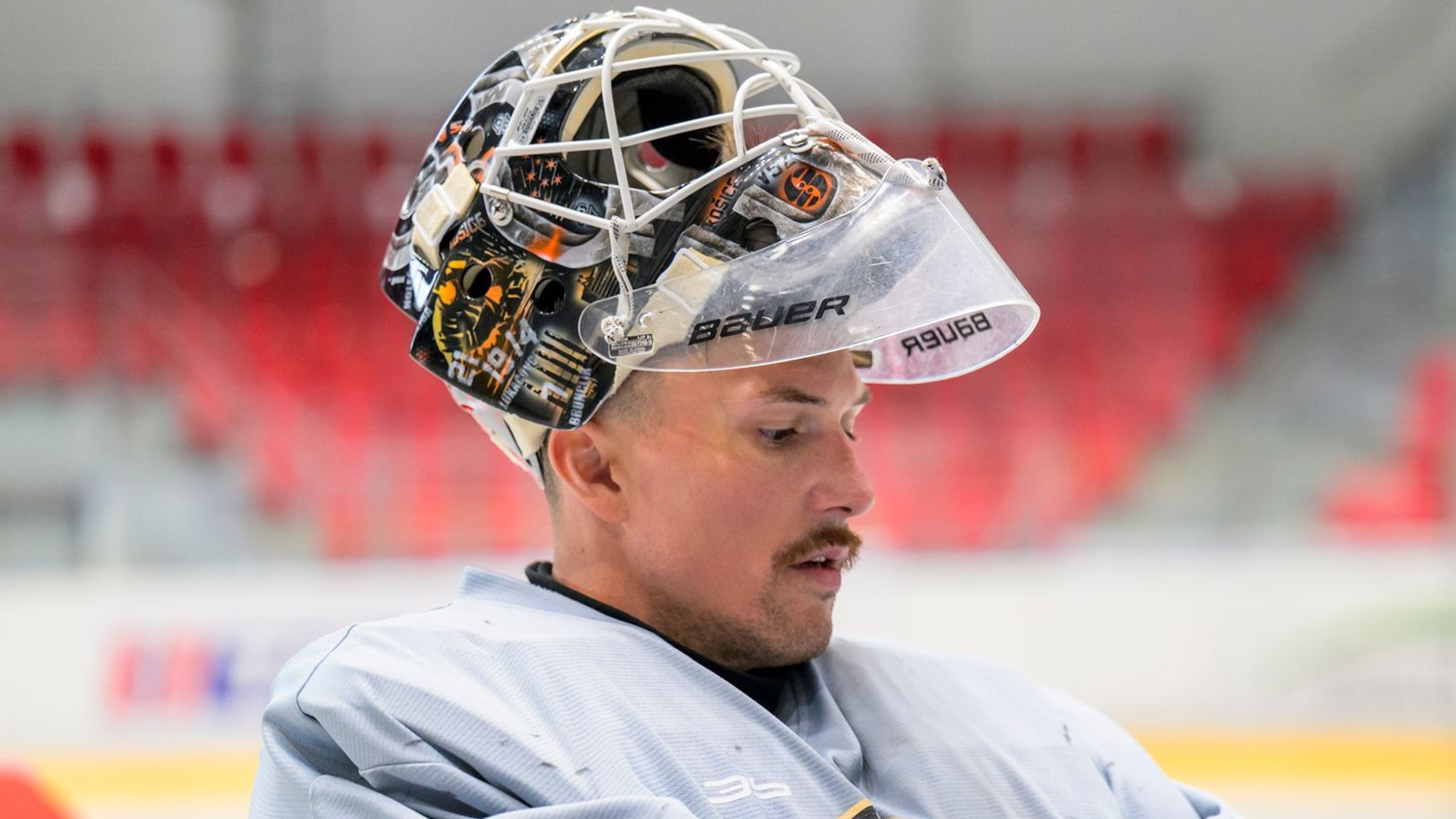 Na snímke brankár HC Prešov Jaroslav Janus počas tréningu.