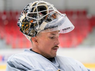 Na snímke brankár HC Prešov Jaroslav Janus počas tréningu.