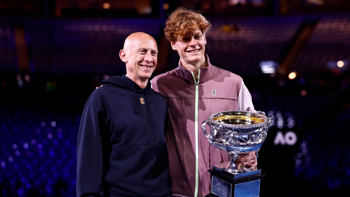 Jannik Sinner so staronovým kondičným trénerom Umbertom Ferrarom