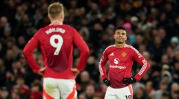 Futbalisti Manchesteru Casemiro a Rasmus Hojlund