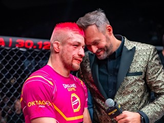 David Kozma a promotér Ondřej Novotný po titulovom súboji podujatia Oktagon 37.
