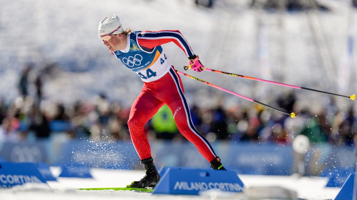 Nórsky bežec na lyžiach Johannes Hösflot Kläbo počas pretekov na 10 km voľne na ZOH 2026.