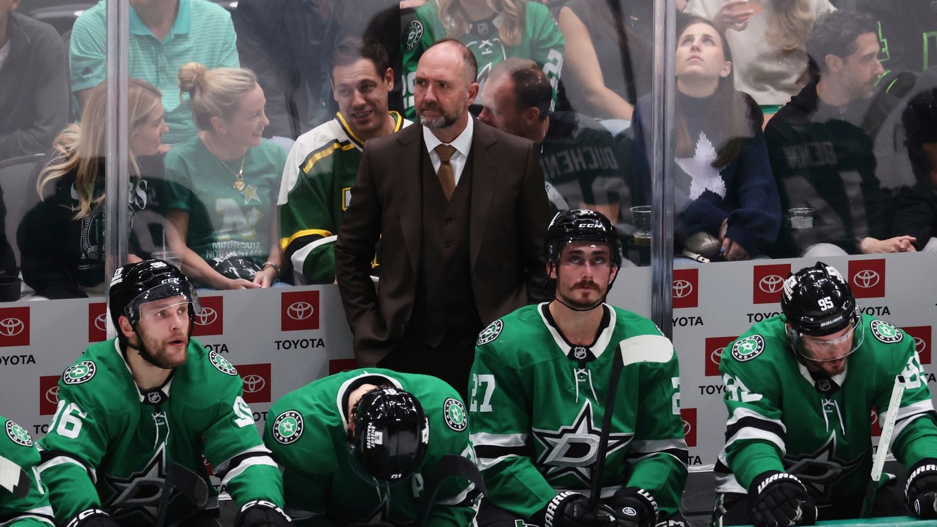 Peter DeBoer.