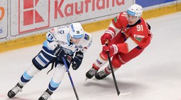 zľava Michal Krištof (Nitra) a Xavier Cormier (Liptovský Mikuláš)
