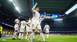 Hráč Realu Madrid Federico Valverde oslavuje gól. 