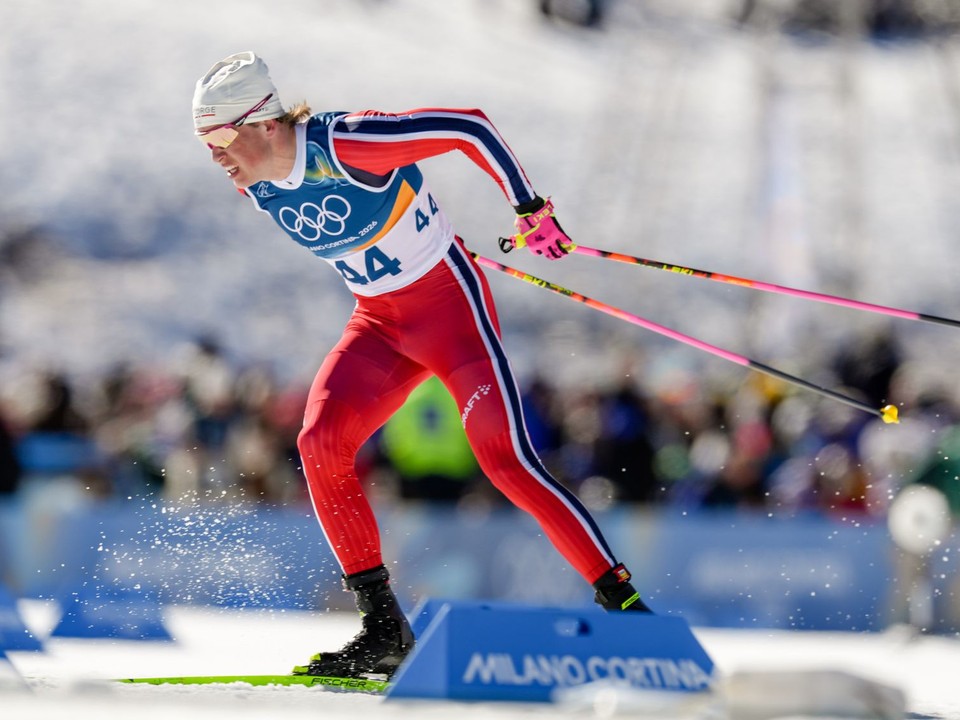 Nórsky bežec na lyžiach Johannes Hösflot Kläbo počas pretekov na 10 km voľne na ZOH 2026.