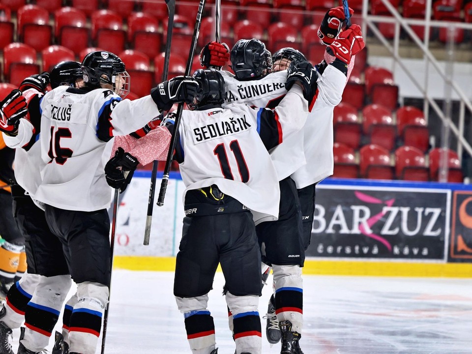 Hokejisti juniorského tímu Barani Banská Bystrica. 