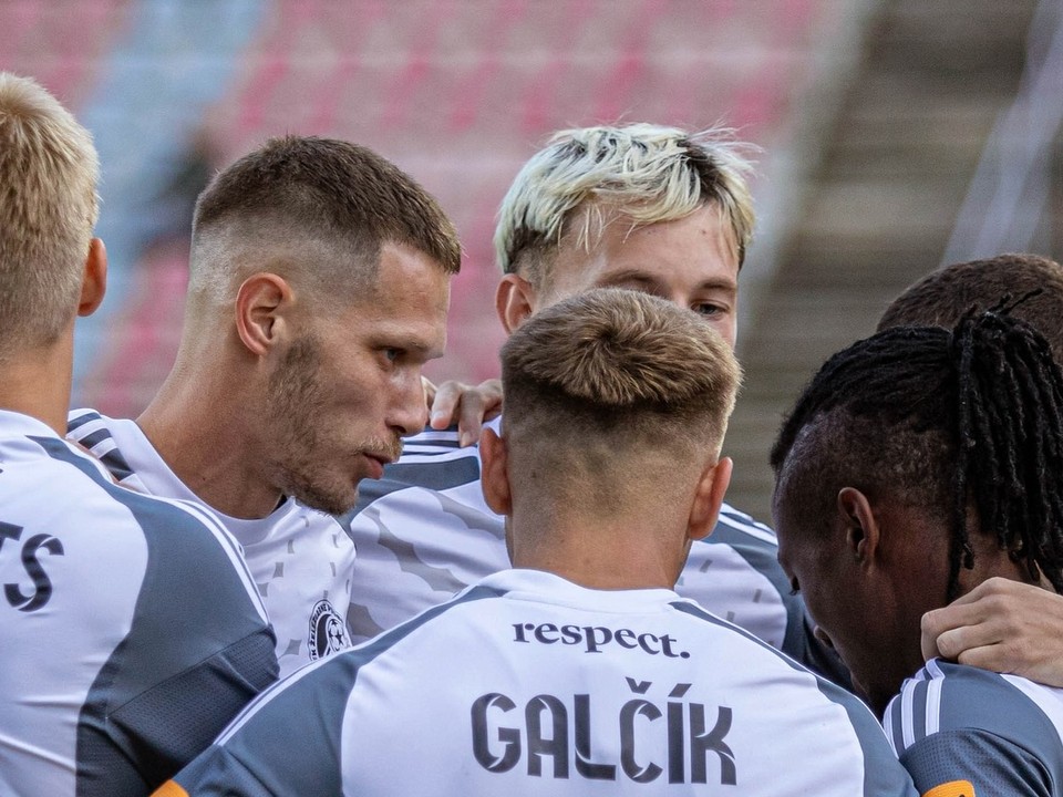 Futbalisti FK Železiarne Podbrezová.