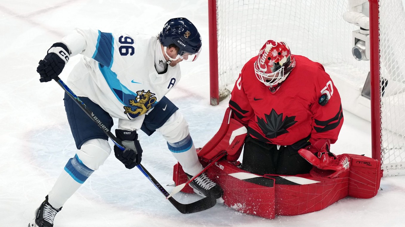 Mikko Rantanen (96) v zápase proti Kanade.