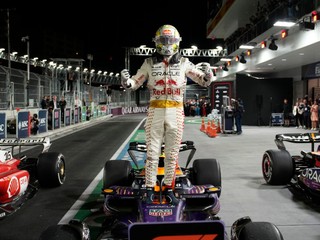 Max Verstappen zvíťazil vo Veľkej cene Las Vegas