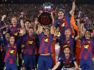 Hráči Barcelony oslavujú zisk titulu