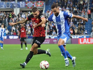 Momentka zo zápasu Deportivo Alavés - RCD Mallorca v 12. kole La Ligy.