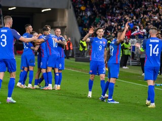 Slovenskí futbalisti počas kvalifikácie EURO 2024.