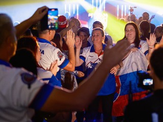 Slovenská reprezentácia žien v šípkach počas WDF Europe Cupu 2024 v Šamoríne.