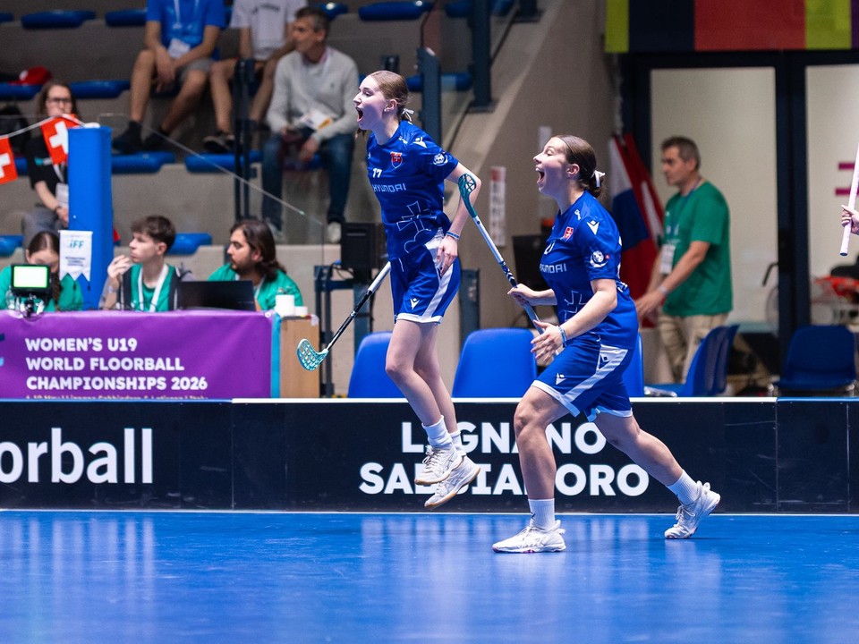 Slovenské florbalistky do 19 rokov