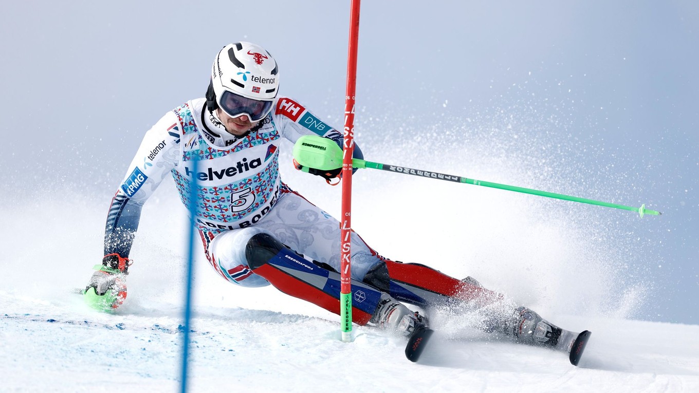 ONLINE: 1. kolo slalomu mužov dnes vo Wengene.