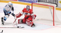 Zľava Matej Paulovič (Nitra) a Filip Surák (Liptovský Mikuláš)