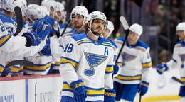 Robert Thomas v drese St. Louis Blues.