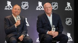 Gary Bettman a Bill Daly