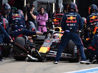 Max Verstappen v monoposte Red Bullu.