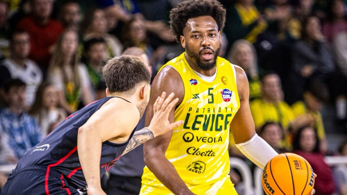 Momentka zo zápasu Levice - Komárno