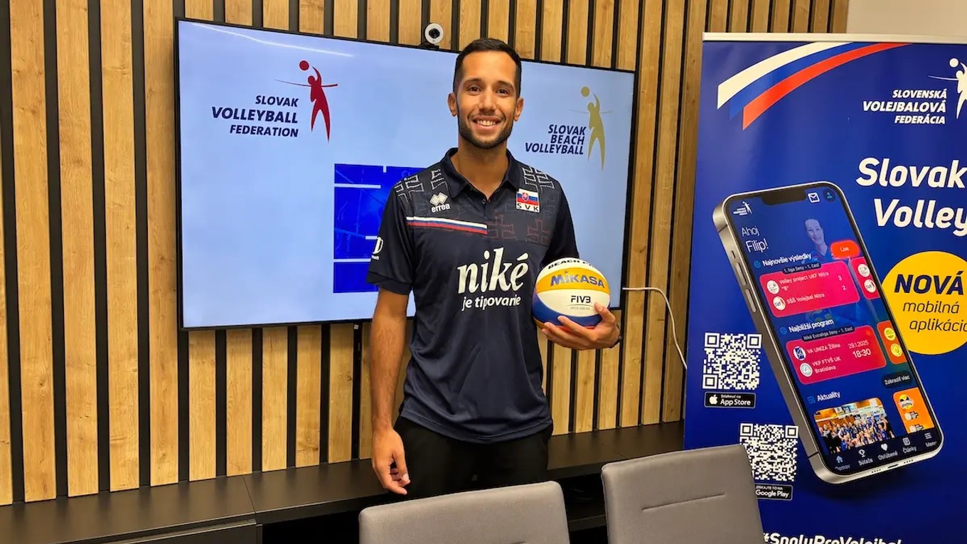 Ryan Hutchinson sa stal reprezentačným trénerom slovenských plážových volejbalistov a volejbalistiek.