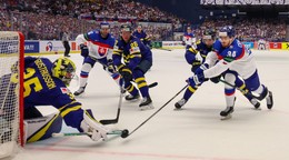 Peter Cehlárik v zápase Slovensko - Švédsko v skupine B na MS v hokeji 2024.