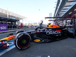 Max Verstappen na Red Bulle pred Veľkou cenou Saudskej Arábie 2024.