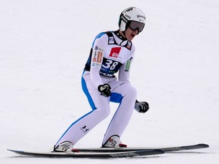 Radostné gesto slovinského skokana na lyžiach Petra Prevca.