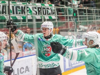 Hokejisti Skalice sa tešia z gólu