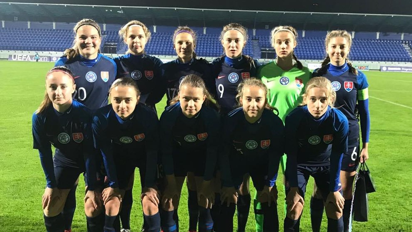 Slovenské futbalistky do 17 rokov.