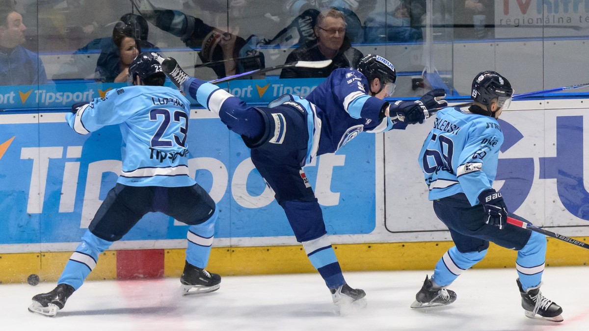 Fotka zo zápasu Nitra - Slovan Bratislava.