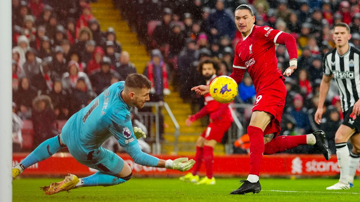 Martin Dúbravka v zápase Liverpool FC - Newcastle United.