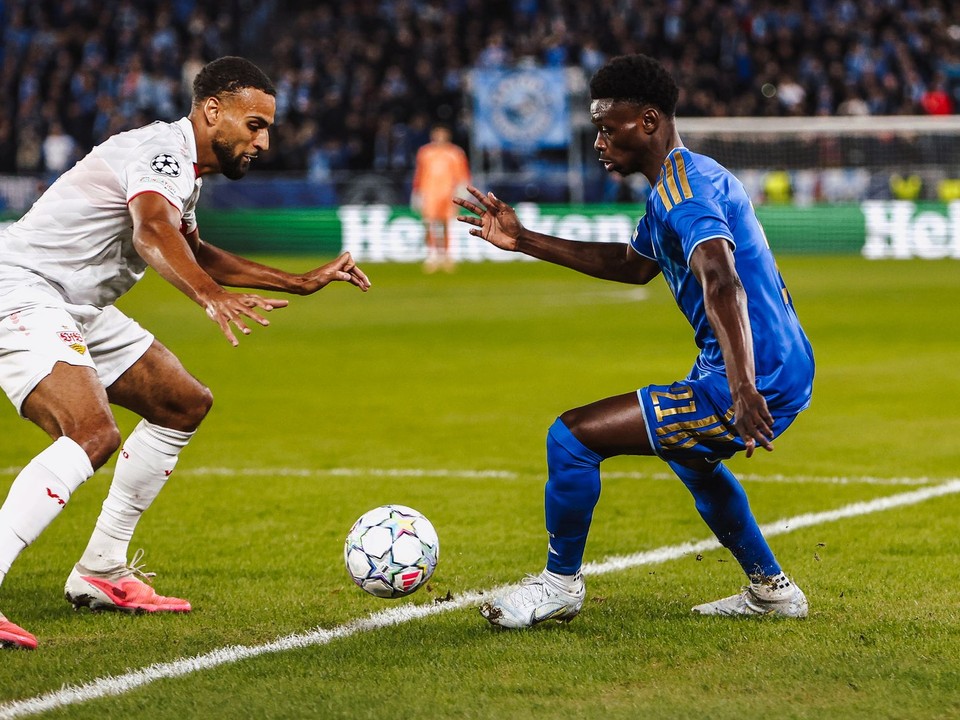 Momentka zo zápasu Slovan - Stuttgart.