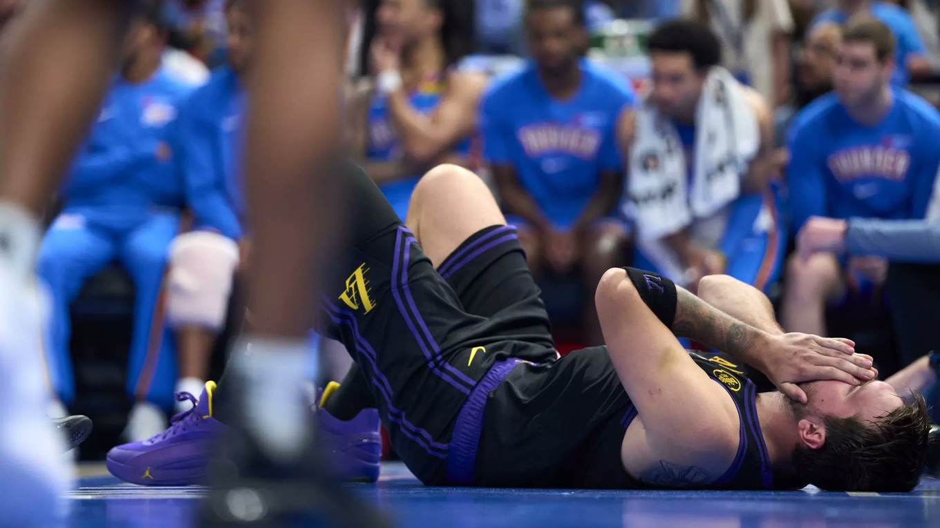 Zranený Luka Dončič.