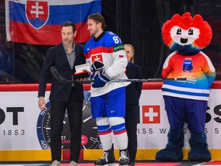 Pavol Regenda získal ocenenie pre najlepšieho hráča zápasu Slovensko - Slovinsko v skupine A na MS v hokeji 2025.