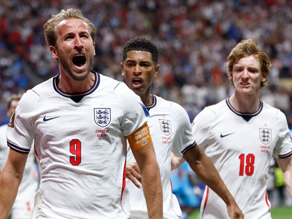 Harry Kane oslavuje gól