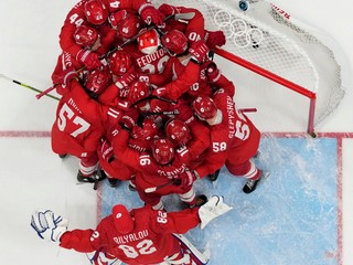 Hokejisti ROC (Rusko) po zápase semifinále na ZOH 2022 v Pekingu.