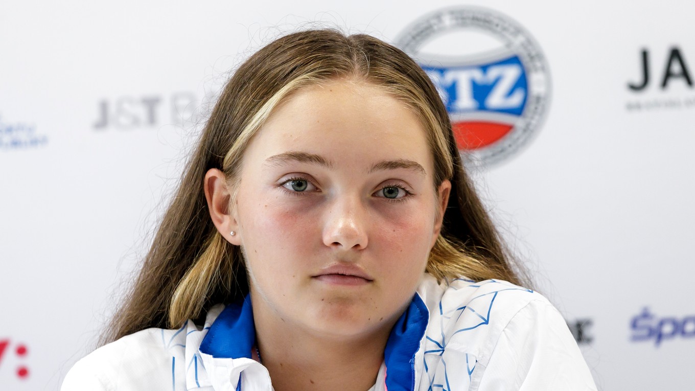 Na snímke mladá slovenská tenistka Nikola Daubnerová.