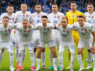Základná jedenástka Slovenska v kvalifikačnom stretnutí na ME vo futbale 2024 Island - Slovensko.