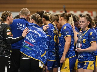 Hráčky DAC počas zápasu.