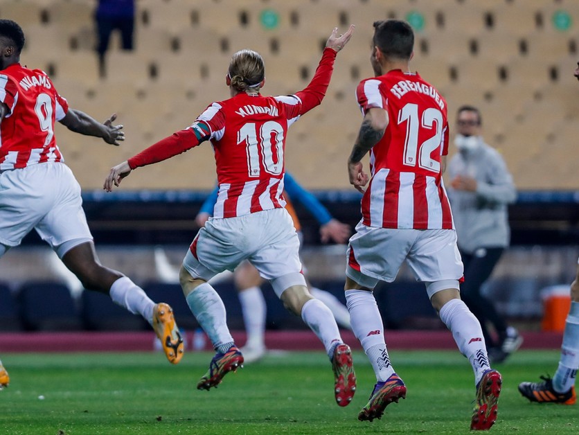 Inaki Williams (vľavo) a jeho spoluhráči z Athletica Bilbao. 