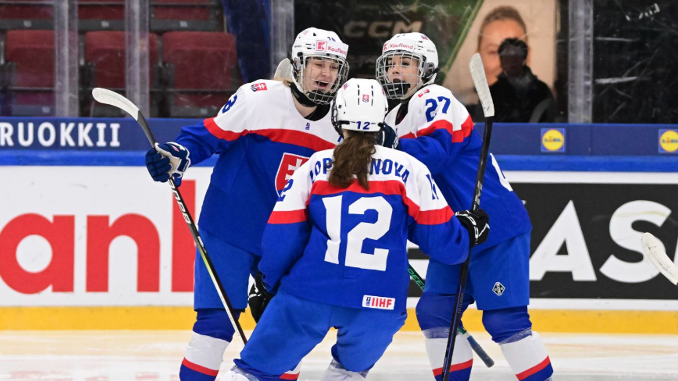 Slovenské hokejistky na MS v hokeji žien do 18 rokov.