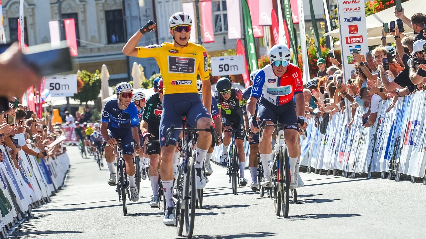 Paul Magnier vyhral 3. etapu na Okolo Slovenska 2025. 