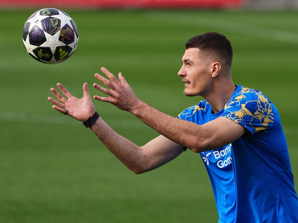 Český hráč Bayeru Leverkusen Patrik Schick počas tréningu pred stredajším osemfinálovým zápasom Ligy majstrov.